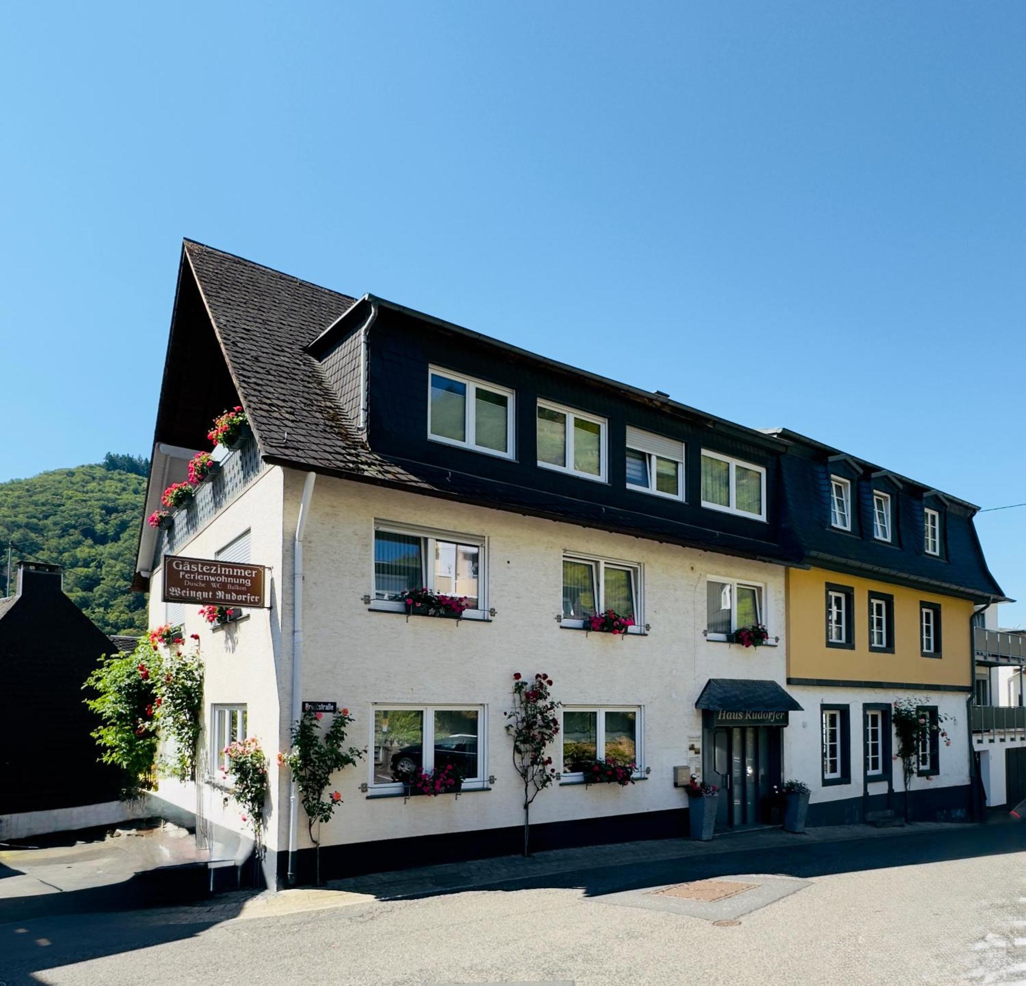 Ferienweingut Rudorfer Hotel Valwig Exterior foto